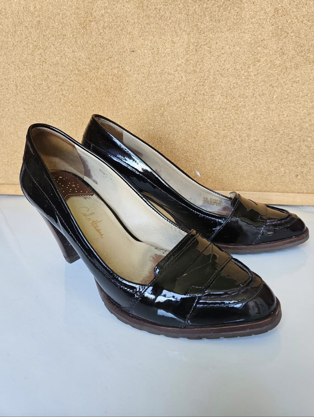 Cole Haan Dark Burgundy Patent Leather Pumps With Nike Air Soles - Picture 2 of 16